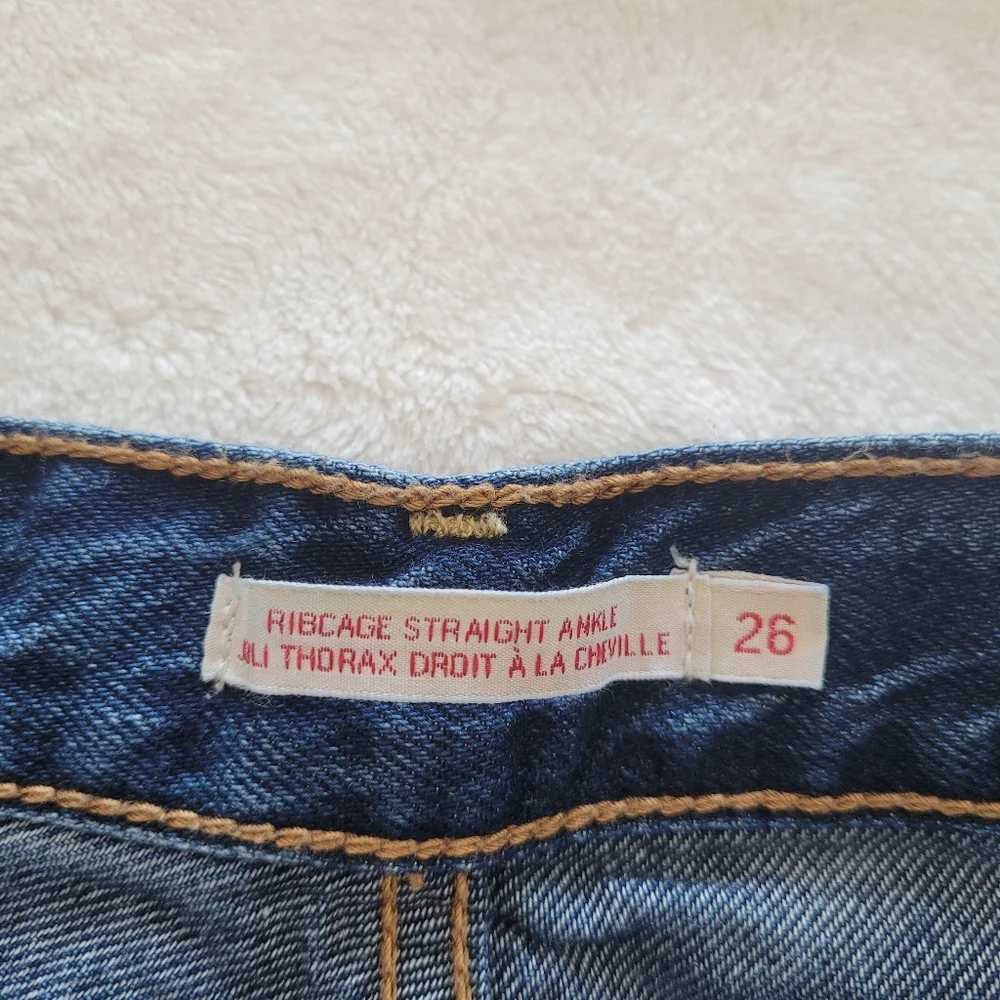 Levis Ribcage Straight Ankle Dark Blue Jeans Denim Size 26 (L27) Frayed Hem - Picture 7 of 9